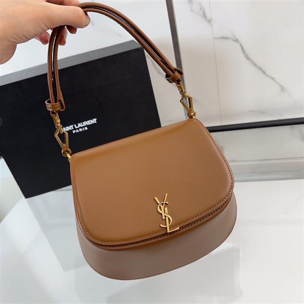 2026224192626994 800